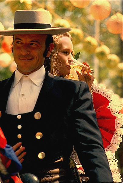 Feria couple in Sevilla